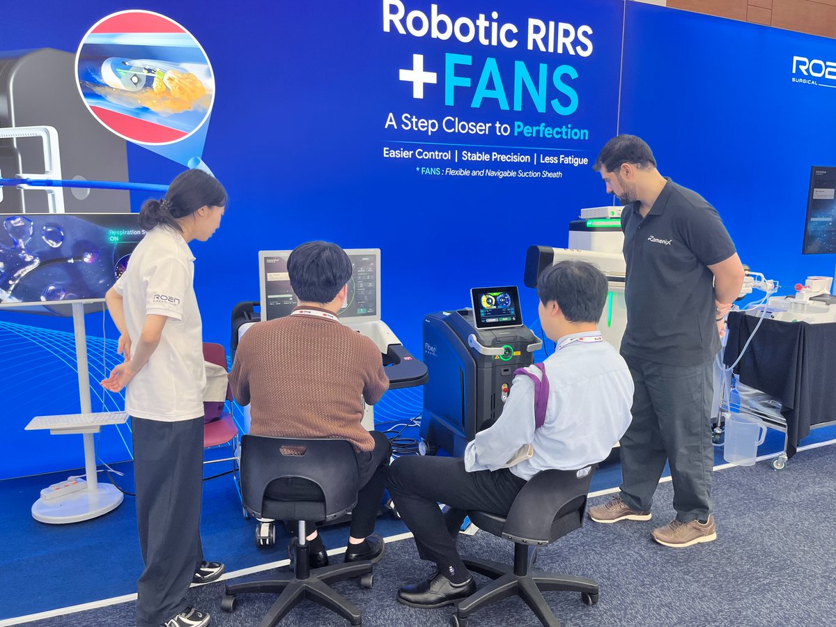 RoenSurgical's tweet photo. KSER 2026, held from July 9–11 at BEXCO in Busan, concluded successfully.
During the live surgery session, Prof. Beom Soo Kim of Kyungpook National University Hospital successfully performed RIRS using Zamenix™. 
Thank you to everyone who joined us at KSER 2026! https://t.co/rvuLBIS8G8