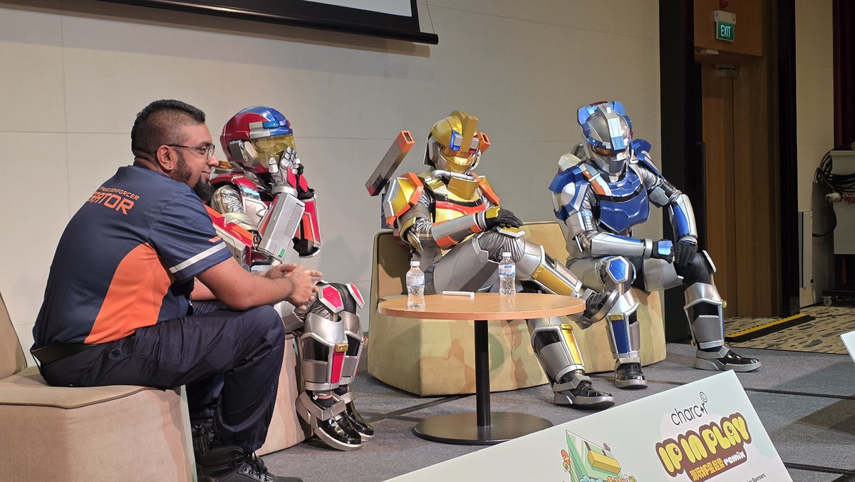 genforcer_pro's tweet photo. Thank you to the organisers: Super Tough Friends &amp; Indie Wavemakers, for being passionate about original, independent art, and venue, SCCC, for the lovely facilities.

Hoping to see y’all at future events! More to come soon. 🔥

#indietoku #singapore #tokusatsu #Genforcer https://t.co/OVyWDiQj5Y