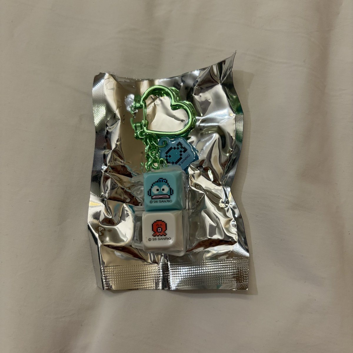 cheonsa____1004's tweet photo. 【交換】サンリオ LED Click ランダム 韓国 キーボード キーキャップ キーホルダー クリック

《譲》ハンギョドン

《求》ポチャッコ

郵送にて交換📮 https://t.co/bzfv9J8shP