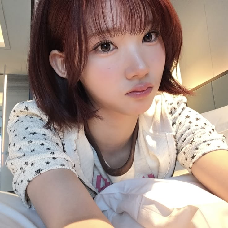 fawnyuha's tweet photo. ₊˚⊹♡🍰🍓♡⊹˚₊ https://t.co/5LW6hoTK4J