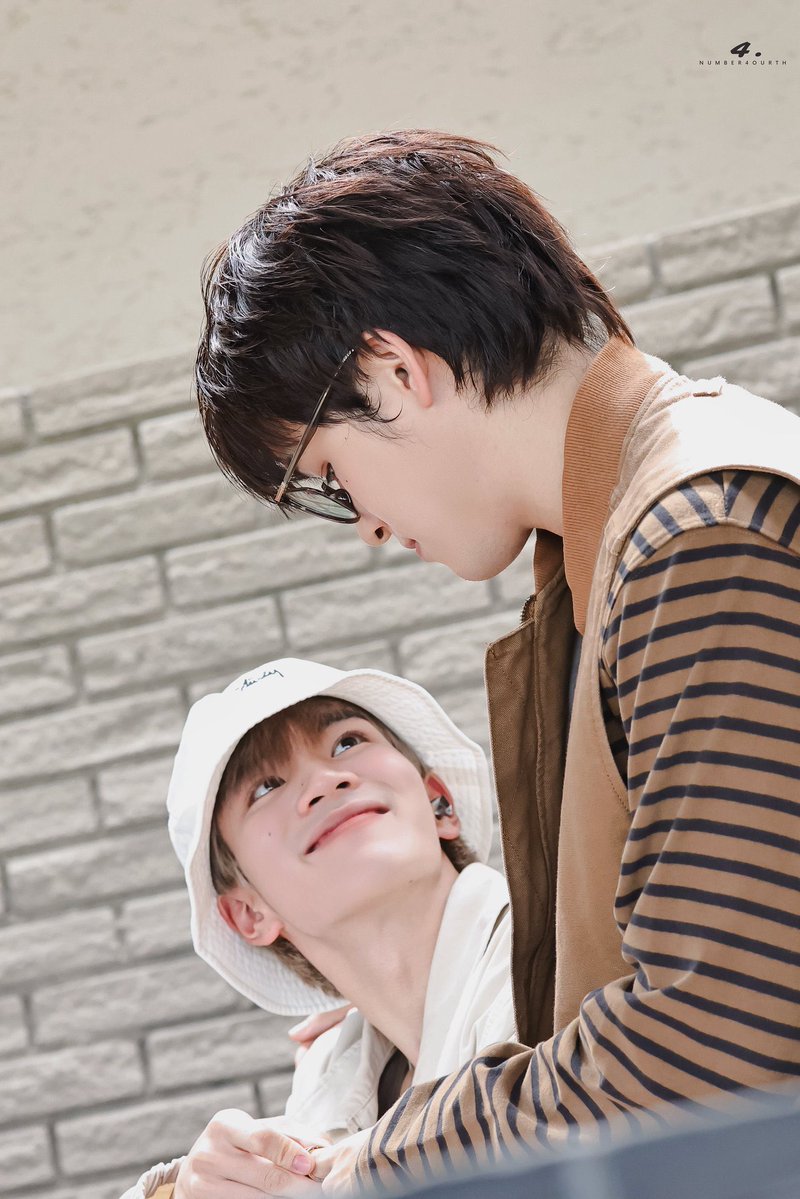 gboyyyyypx's tweet photo. แป๋วมากกกกกกก แต่แป๋วกำลังรูดแหวนพี่สกายนิ หนุใช้ความน่ารักเข้าสุ้หรอโฟ้ด5555555555555555554445555555555555 https://t.co/twNtvchluC