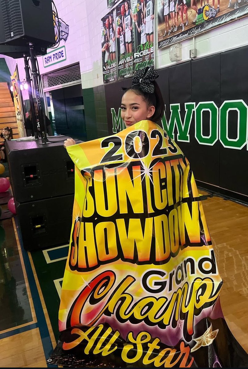 kiley_cheer's tweet photo. 2023 competed at the sun city showdown coming out with grand champs 🎀📣🏆🏆#cheer #stunts https://t.co/Y0vauUQLAx