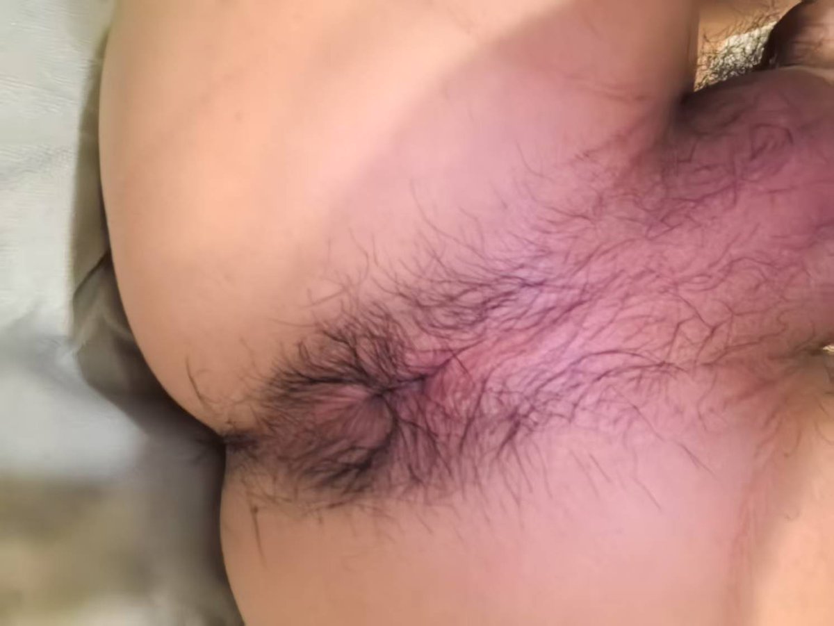 Lixinyang0923's tweet photo. @atuspies12 Age: 29
Gender: Male, Gay
Location: China
I like reality
I can be a slave to the master for life. I am willing to go to my future master's country and be his sex slave for li. I can be a domestic slave 24/7
I don't like pain, filt cash. but I am willing to be the slave he wants https://t.co/oVQVmhDprW