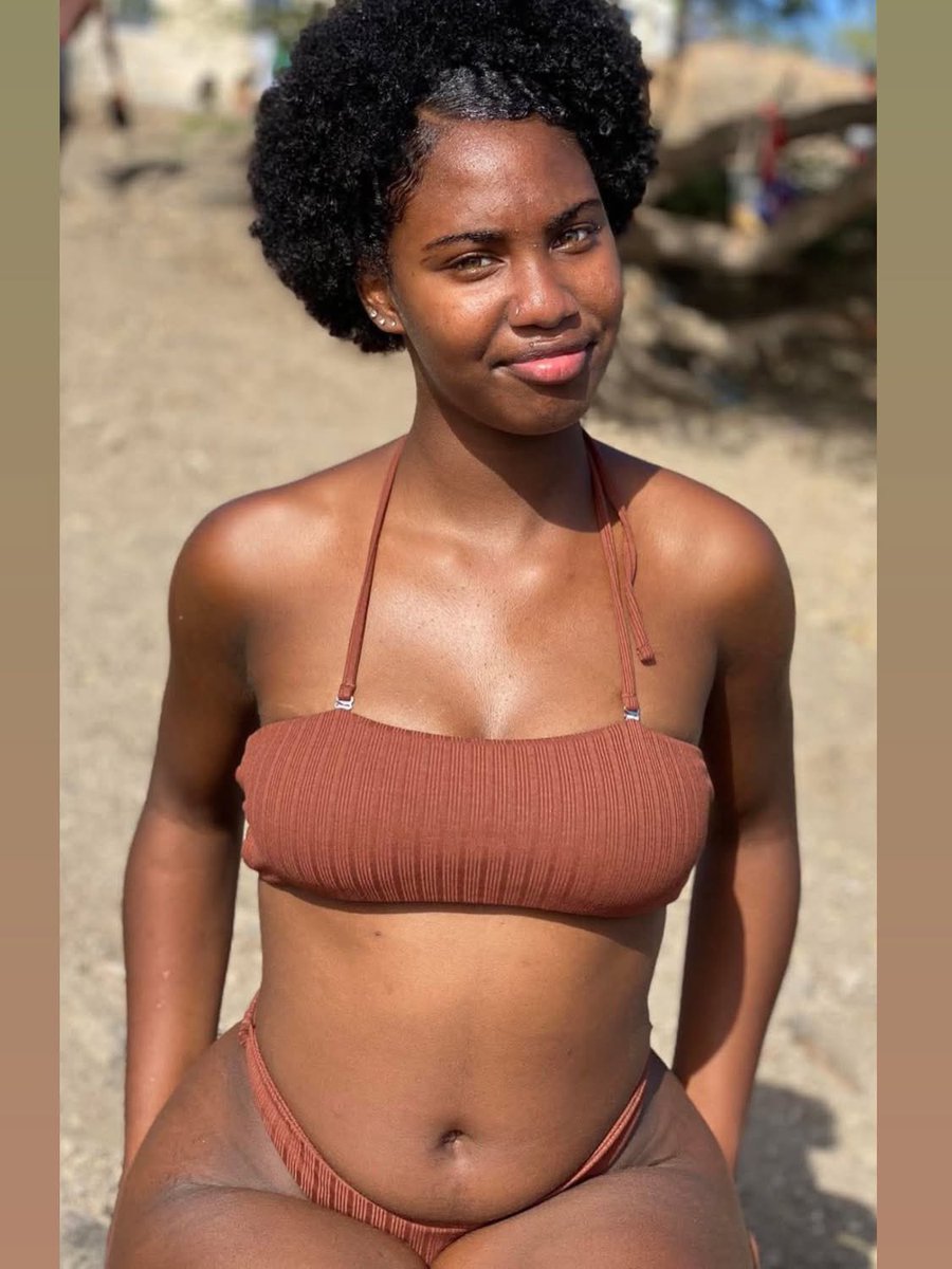 Eysiay's tweet photo. @sophieraiin 🥵🤎 https://t.co/IFXGwsv0Vr
