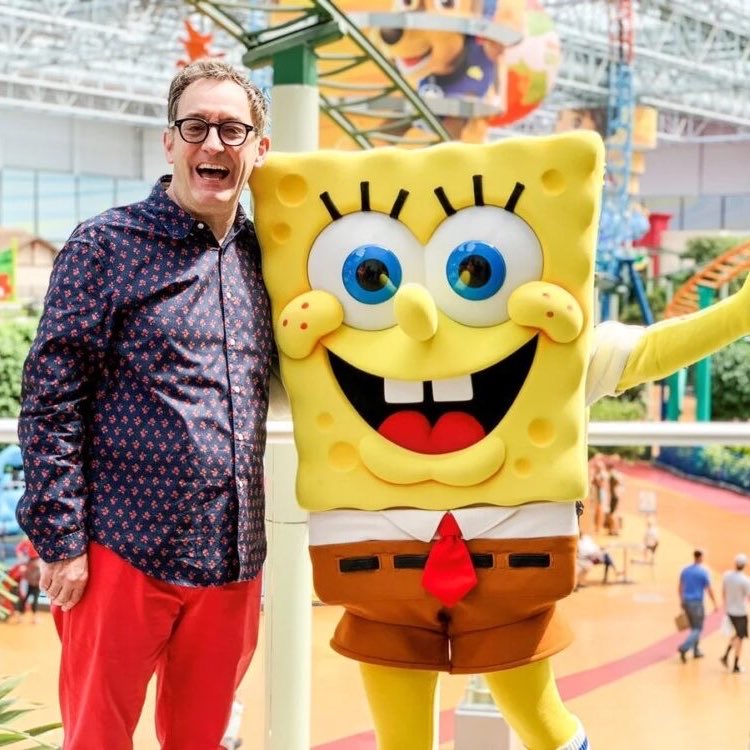 comfortsponge's tweet photo. happy birthday to the one and only, spongebob squarepants ♡🧽 and happy belated birthday to tom kenny! thank you for all of the smiles all these years :) https://t.co/XysNzbEIWa