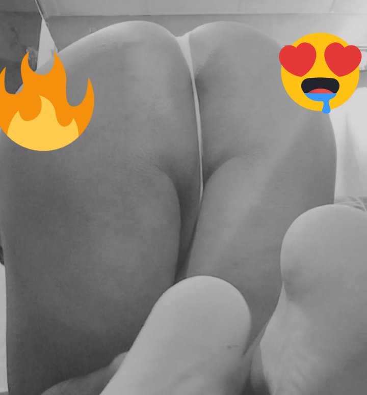 DiscretoOd300's tweet photo. Holaa🥵🫣 escriban al DM 
Si son chacales o heteros curiosos mejor🫦🙈
@EncuentroGayTab @EncuentroGayMty @EncuentroGayVhs https://t.co/u6l9ir7Hda