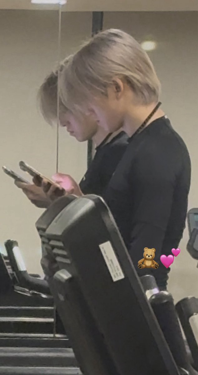 aHruauR's tweet photo. ㅎㅁ님이랑자만추함 https://t.co/1UPVBNMMQ9
