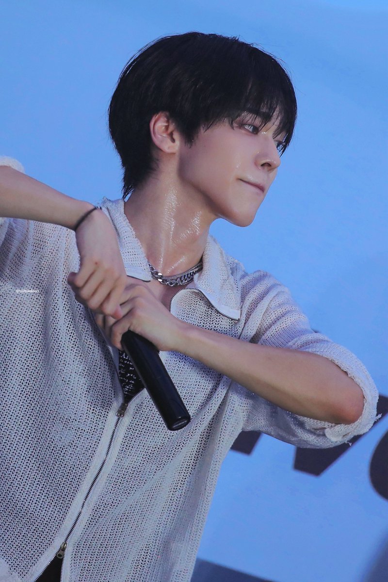 UUbaeksso tweet picture