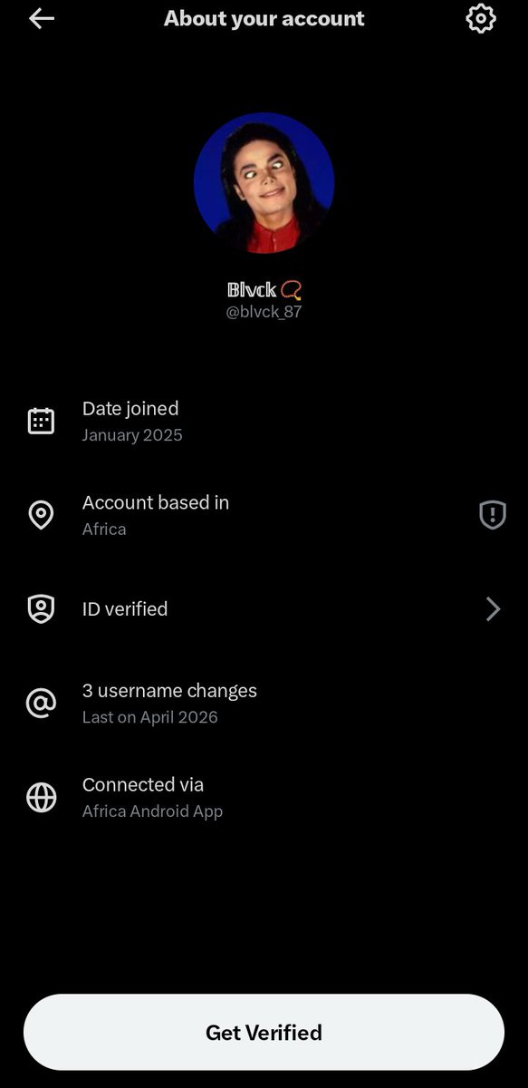 blvck_87's tweet photo. Abe how una take dey bag this engagement? https://t.co/JWxkXirC3h