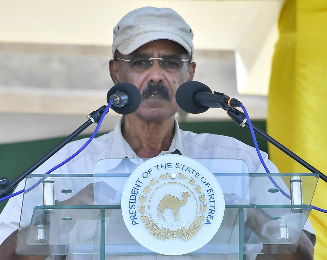 hawelti's tweet photo. ቃል ፕረዚደንት ኢሳይያስ ኣፈወርቂ ኣብ ስነ-ስርዓት መመረቕታ መበል 38 ዙርያ ሃገራዊ ኣገልግሎት 

https://t.co/lAtB4TQzKO https://t.co/DkUZIbFv6A