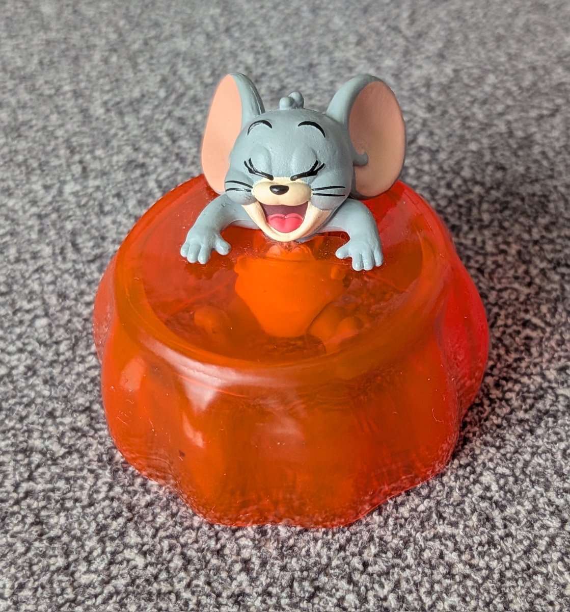 tuffy062tuffy's tweet photo. こんなにゼリーが似合うネズミはタフィーだけだね🥰
#トムとジェリー #トムジェリ
#Tuffy #Tomandjerry https://t.co/5aeEQgDgvL