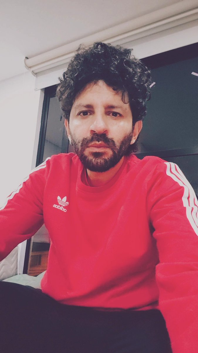 vlacheco's tweet photo. A dormir https://t.co/KQerPvEKPi