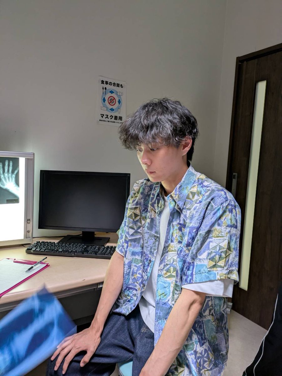 sho_ogawa1998's tweet photo. 告知です！
おぱんちゅうさぎイベント企画で上映中の「可哀想に！デパート」にて予告編「武武道館」に出演させていただいております！

20日まで流れてますので是非会場でチェックしてみてください💡
#可哀想に #可哀想にデパート #武武道館 https://t.co/ehwwFJvP0h