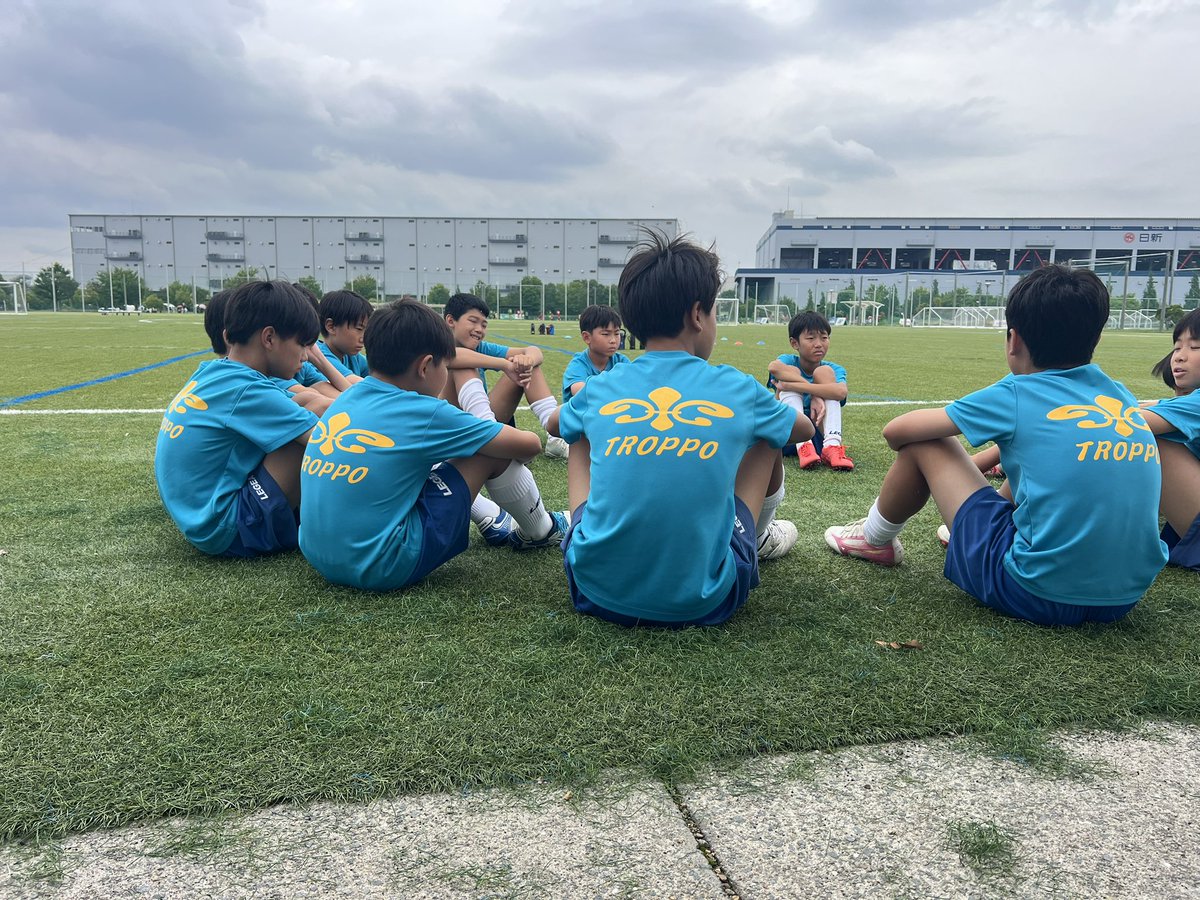 TroppoF's tweet photo. U12  阪南リーグ

vs  光竜寺Jrk   4-0  ◯勝ち

全日リーグの改善をミーティングから意識して試合を進める事が出来ました。
ポジティブなチャレンジも多々あり今後に繋げて行きたいと思います。

ありがとうございました！

今日も1日最高だった！ https://t.co/dKr14Phvc4