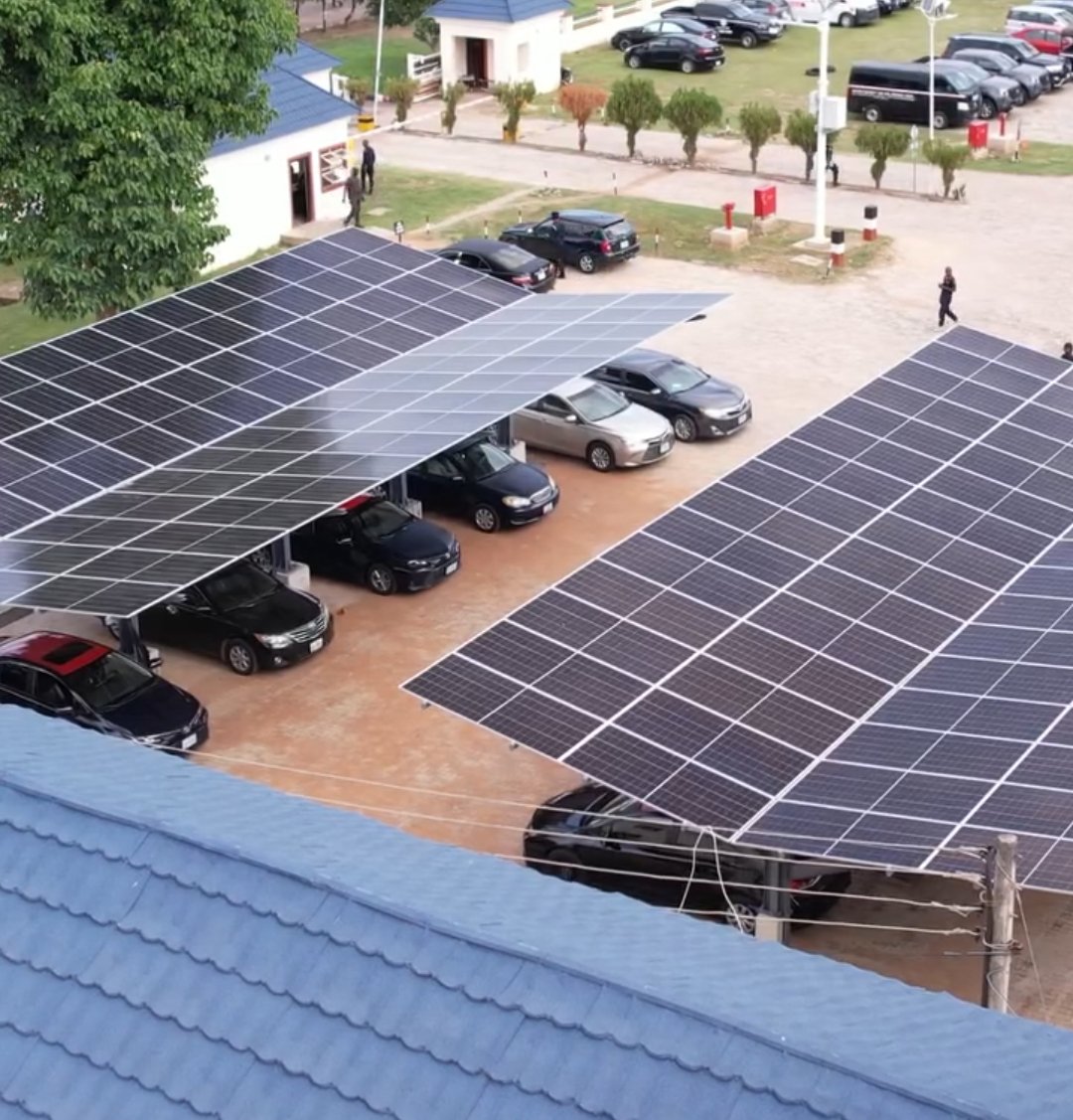 OrayzonSolar's tweet photo. "Harnessing the infinite power of the sun, one solar panel at a time. 🌞💡
Solar energy is revolutionizing our world — delivering clean, reliable, and sustainable power for a brighter future.
The #SolarRevolution is unstoppable. https://t.co/c3FJHTu26u
