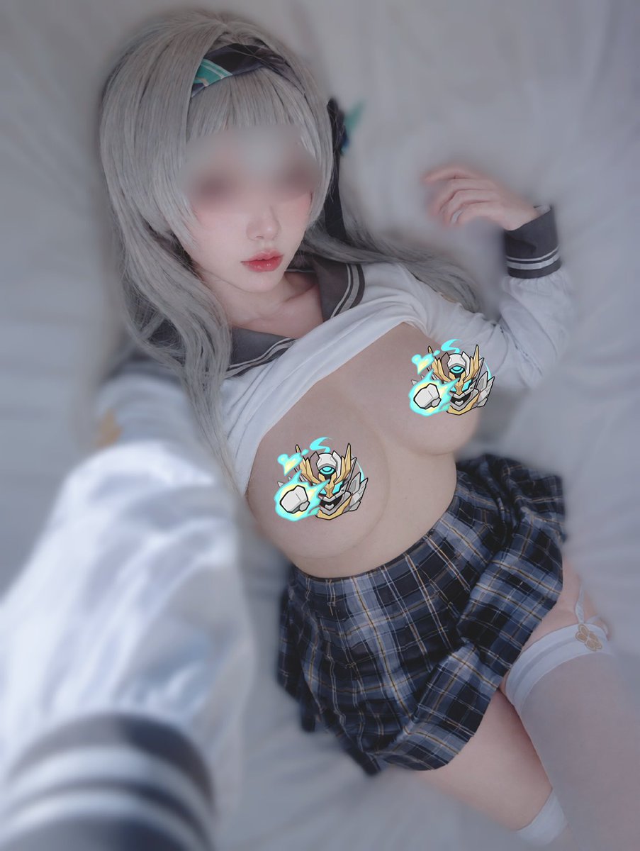 makicos_'s tweet photo. ホタル　Firefly
(Patreonに無修正あげました) https://t.co/kVZEhViV7K