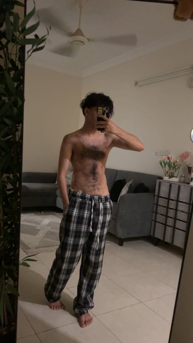 🥵S H 3 O L tweet media