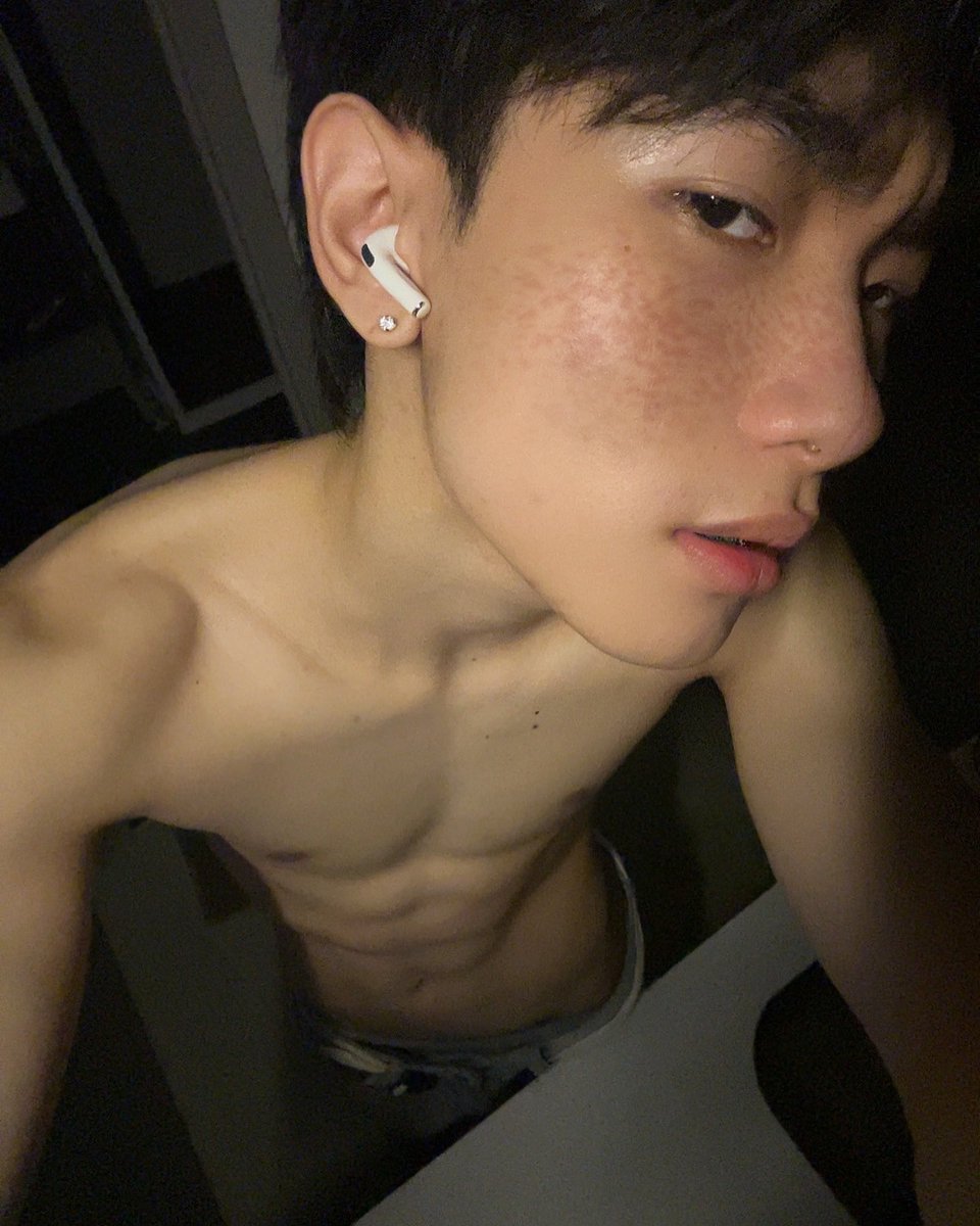 musclebangkok's tweet photo. ท้องสวยมาก https://t.co/s4mdRivU2i
