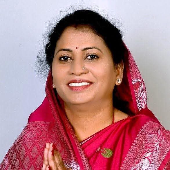 MayaPat99849128's tweet photo. @BJP4MP की प्रदेश उपाध्यक्ष एवं जयसिंहनगर विधानसभा क्षेत्र से विधायक श्रीमती मनीषा सिंह "दीदी" को जन्मदिन की हार्दिक बधाई एवं शुभकामनाएं।💐🎂
ईश्वर आपको दीर्घायु, उत्तम स्वास्थ्य एवं मंगलमय जीवन प्रदान करें, यही मंगलकामना है।
#ManishaSingh
#मनीषा_सिंह
@Mlamanishasingh https://t.co/ZDQJPdqbbA