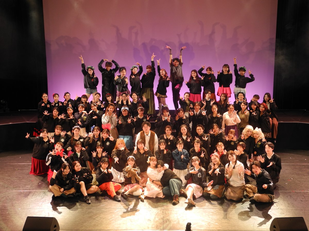 Senzoku_MUSICAL's tweet photo. 【終演報告】
2年生、4年生による授業成果発表公演！

Summer Musical ShowcaseVol.21
「The Musical～Sound Of Becoming～」

全4公演が無事終演いたしました✨
たくさんのご来場、誠にありがとうございました！ https://t.co/cfXYjkSpmH
