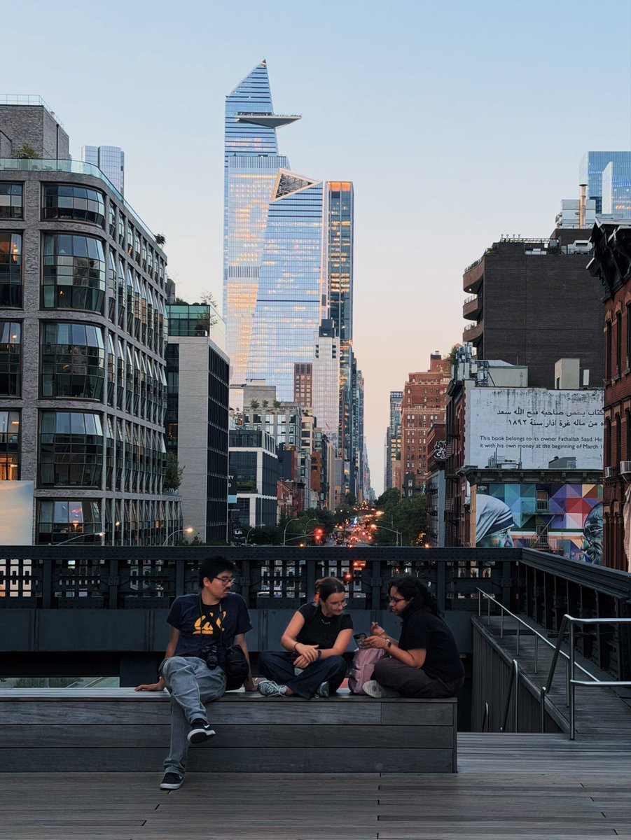 SarahYanezR's tweet photo. July 13, 2026 

The High Line, New York https://t.co/lfO1s888ob