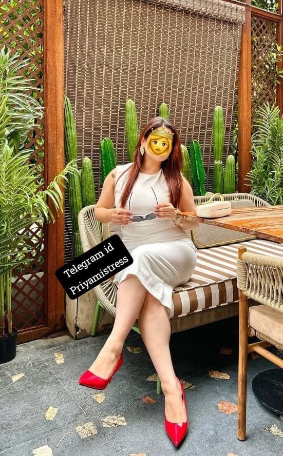 Priya_malkin's tweet photo. I am priya mistress 
Come on my puppies slave 
Online session and real session available 
Telegram id 
Priyamistress https://t.co/BhQfjCkHu4