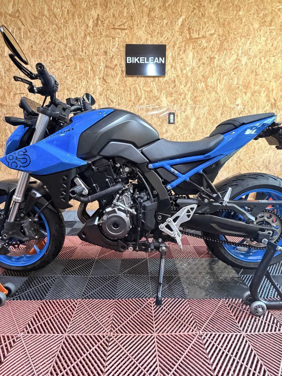 bikelean's tweet photo. GSX-8Sの5回目のリピーターのお客様で泡洗車させて頂きました🫧

わざわざ世田谷区からのご来店誠にありがとうございました🙇

https://t.co/S1AUuWJ6JQ
https://t.co/MwCFCmpK4F…
#bikelean #バイクリーン #洗車 #バイク洗車 #バイク洗車専門店 #バイク洗車場 #富士見市 #バイク好きと繋がりたい #バイク乗りと繋がりたい  #flhx #xl883 #z1100 #gsx8s