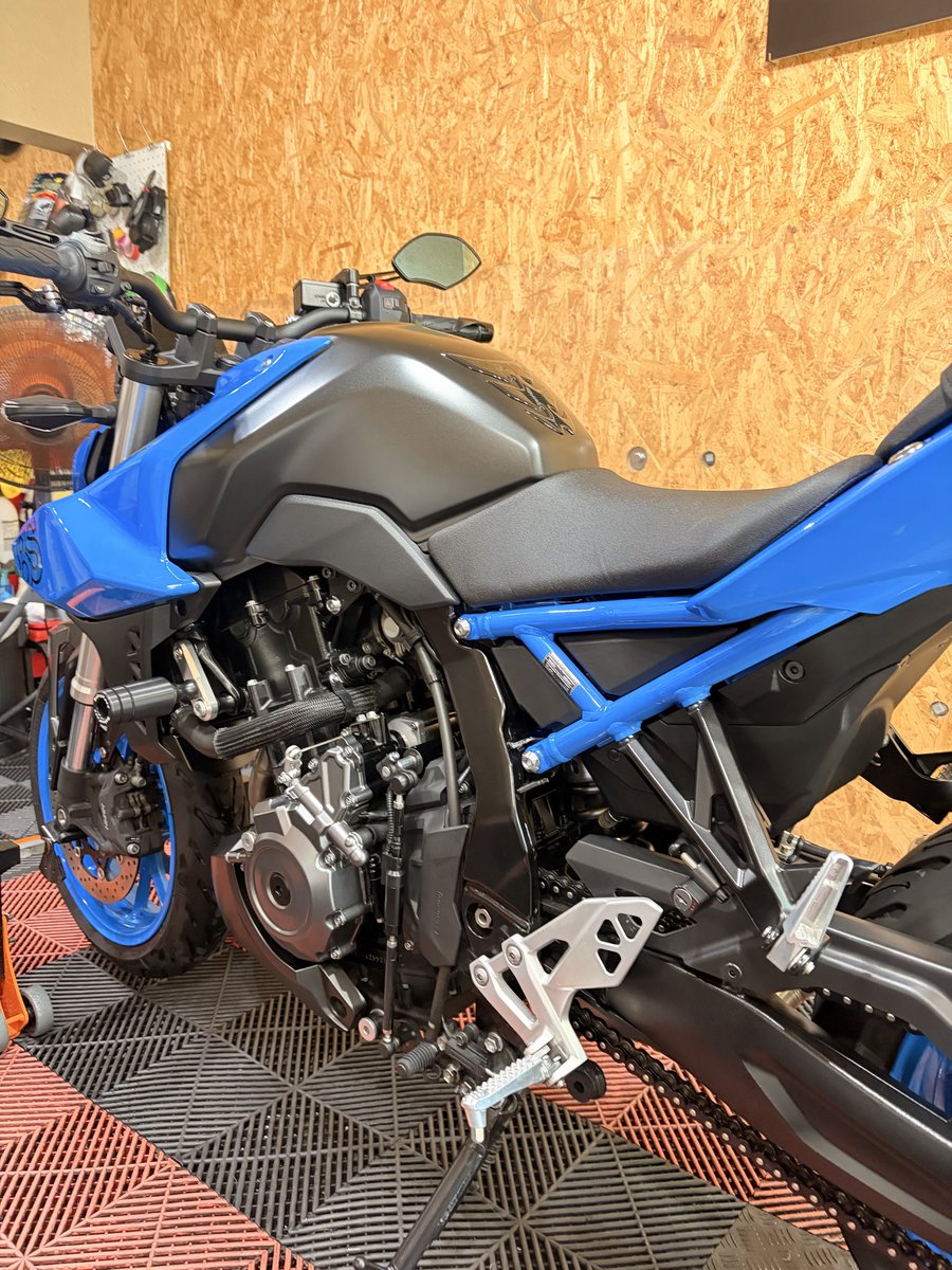 bikelean's tweet photo. GSX-8Sの5回目のリピーターのお客様で泡洗車させて頂きました🫧

わざわざ世田谷区からのご来店誠にありがとうございました🙇

https://t.co/S1AUuWJ6JQ
https://t.co/MwCFCmpK4F…
#bikelean #バイクリーン #洗車 #バイク洗車 #バイク洗車専門店 #バイク洗車場 #富士見市 #バイク好きと繋がりたい #バイク乗りと繋がりたい  #flhx #xl883 #z1100 #gsx8s