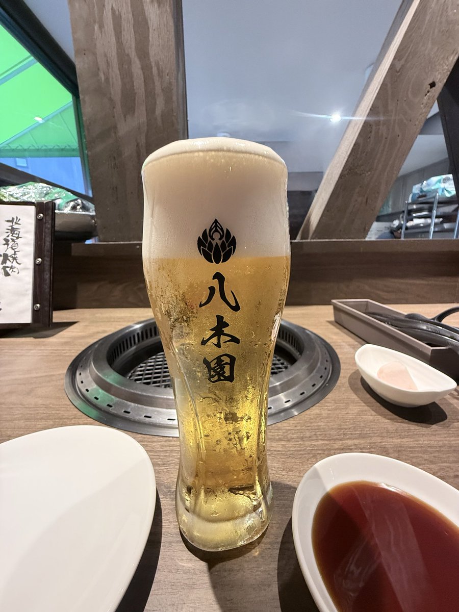 KinranDons07's tweet photo. この前八木園に足を運びました。
「旨し���」この一言です。
また、行きたい。
北海道で焼肉もいいもんです。
#八木園
#石井一成選手
#松本剛選手 https://t.co/FyzMIjqEof