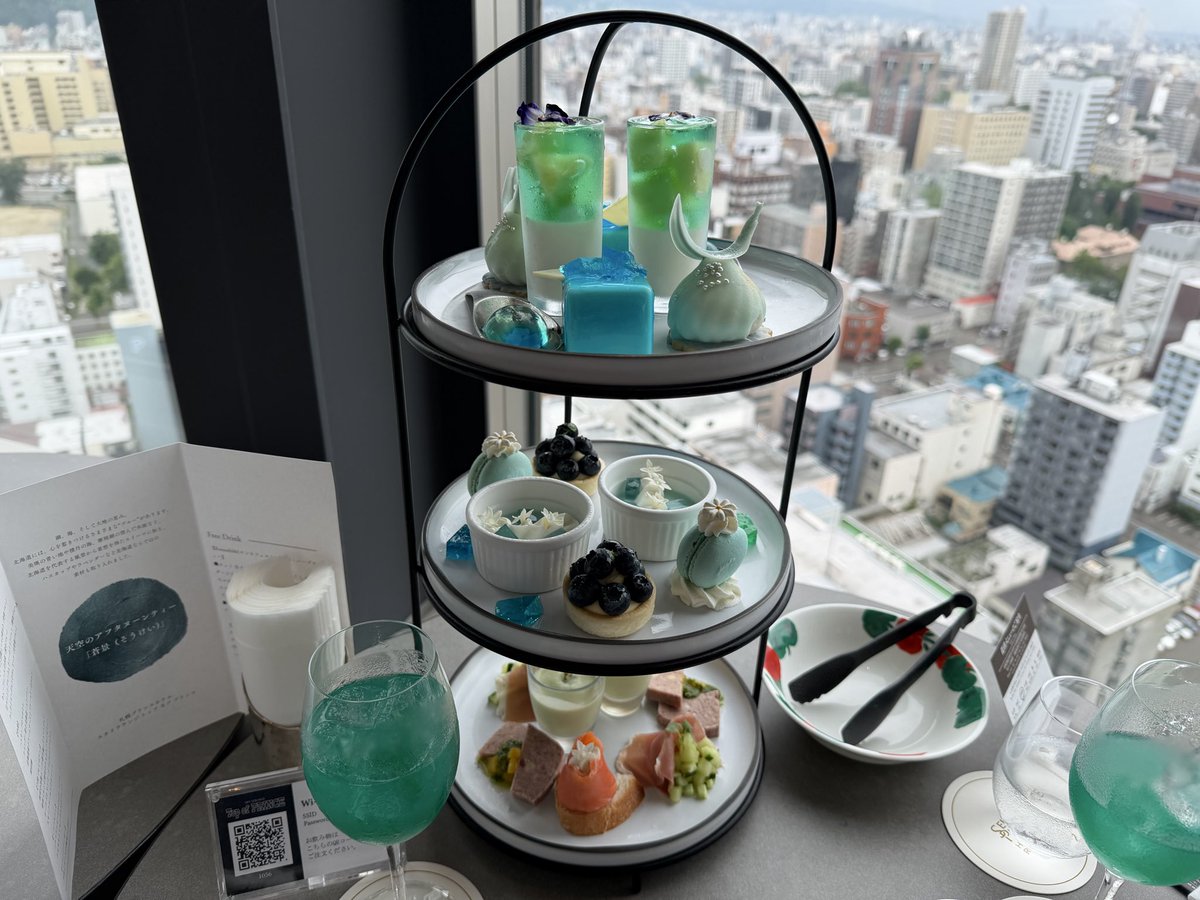 cacao0929's tweet photo. アフタヌーンティー食べに札幌にきた☺️ https://t.co/34piNpm3SK