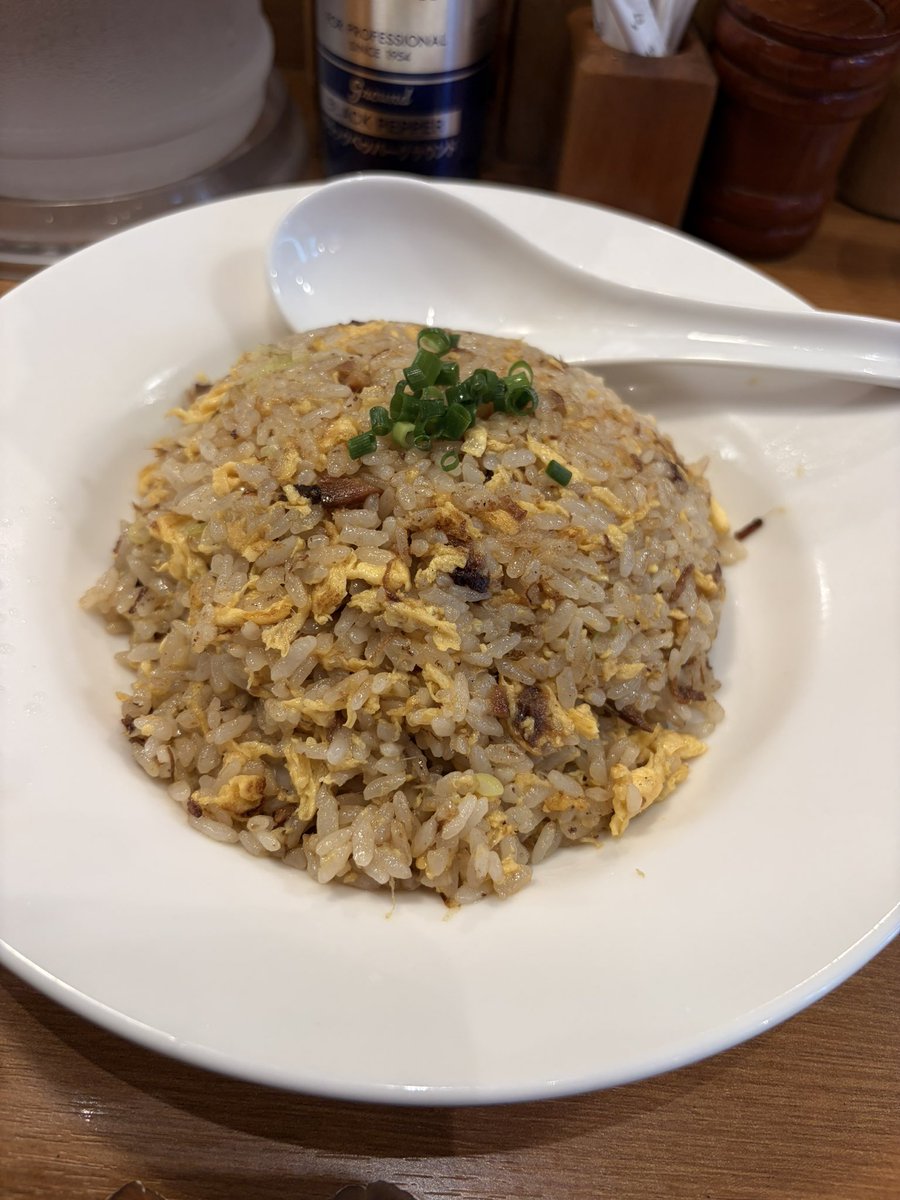 mk1006_MMA's tweet photo. ダイエットに向け食べ納め
渋谷　なかじま
担々麺とチャーハンセット¥1,080 https://t.co/CL4AEzVXNS