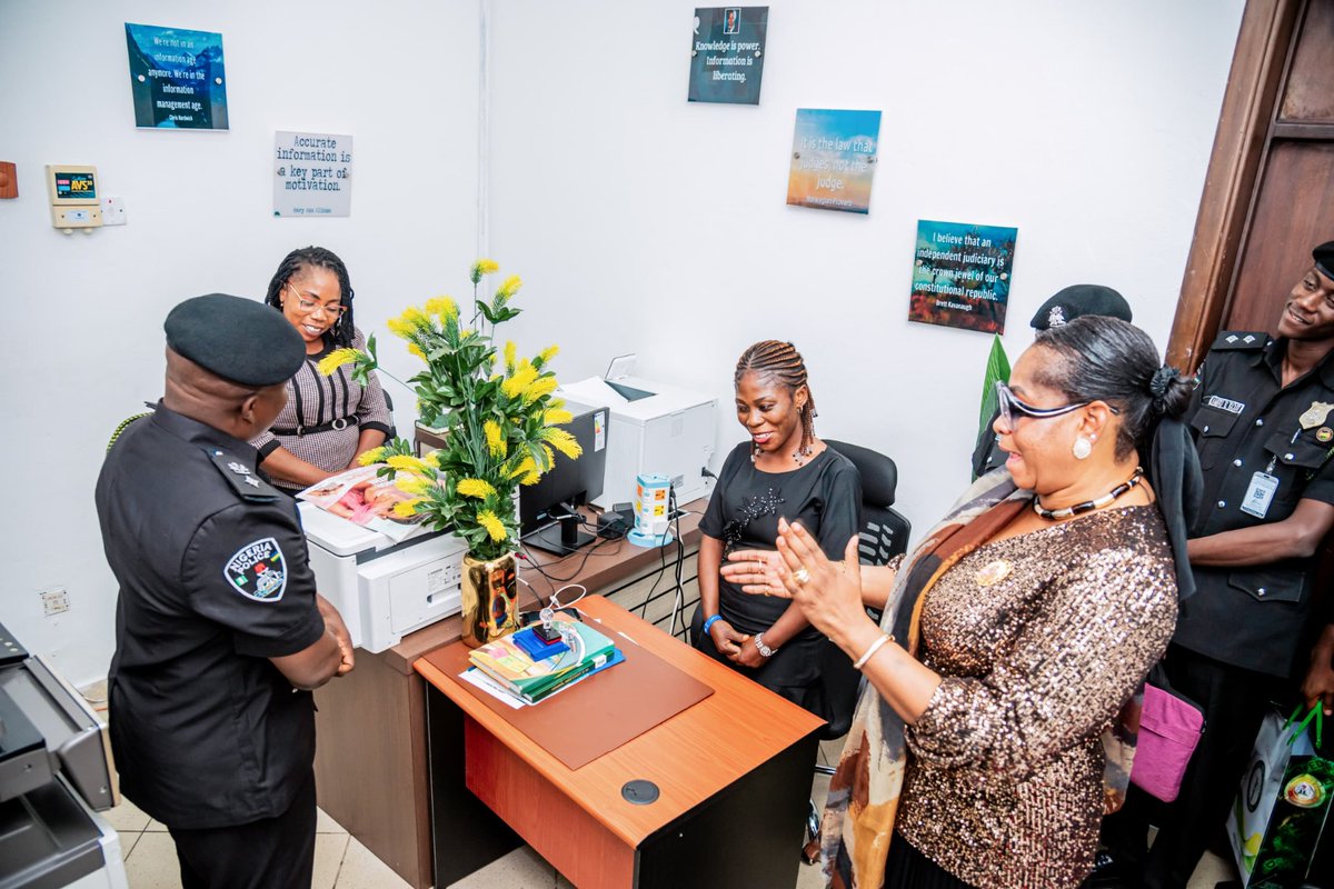 CspIniedu's tweet photo. Acting on the directives of the Inspector-General of Police, IGP @TunjiDisu1, I paid a familiarisation visit to the Directorate of Information at the Federal High Court, Abuja. This engagement provided a valuable opportunity to deepen institutional collaboration between the Nigeria Police Force and the Federal High Court, two pivotal stakeholders in our nation's criminal justice system. I am sincerely grateful for the gracious reception and the meaningful impact of this visit.
#citizensaretheboss #policeisyourfriend