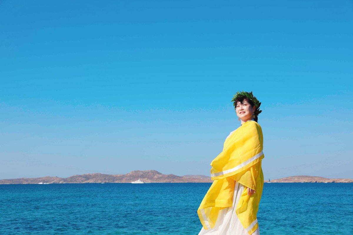 s_i_s_i_n's tweet photo. ギリシャの太陽の下だと、さらにサフラン染めが輝く！
古代ギリシャの女子たちの憧れカラー……本当にわかる！
https://t.co/nkPtMoKT1S https://t.co/OHeCVIXqkS