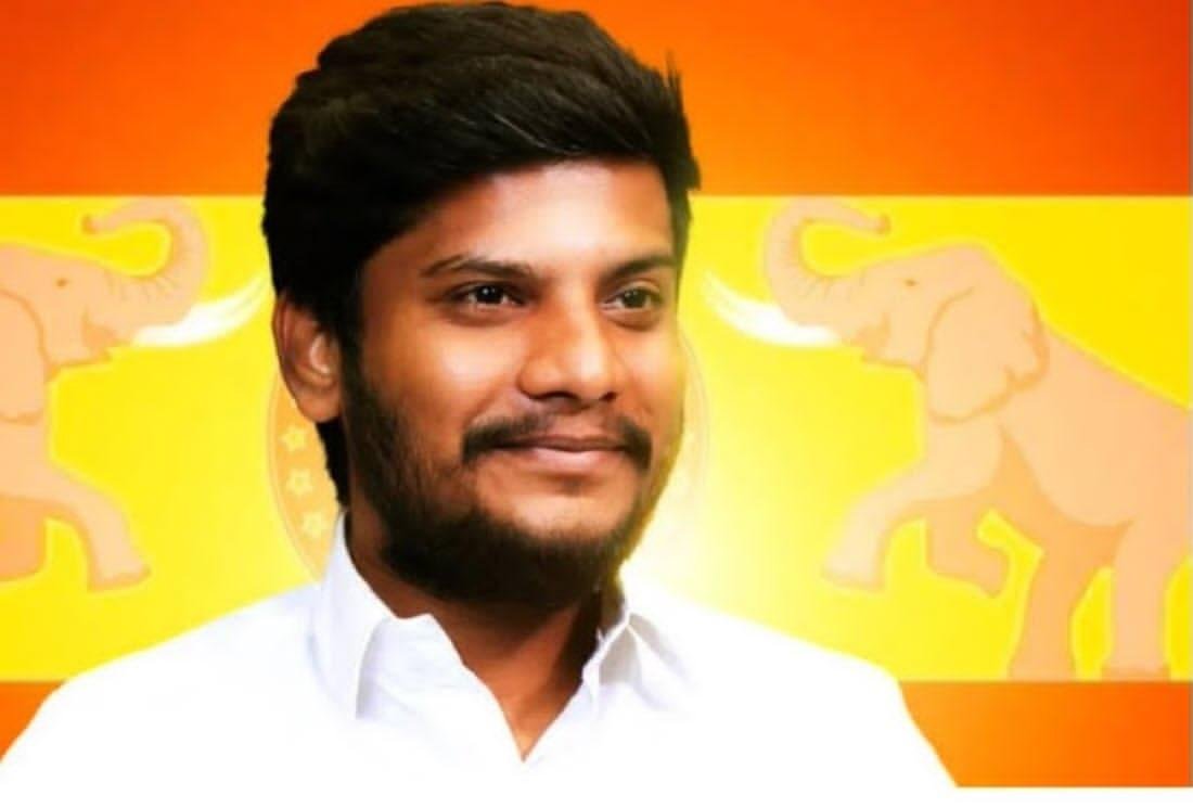 drmmathi1996's tweet photo. இவர் இந்து சமய அறநிலையத்துறை அமைச்சர் ரமேஷ்,

ஆனால் பழநி ஆண்டவர் ரூ.100 கோடி மதிப்பிலான  கோயில் நிலத்தை வெறும் ரூ.2 கோடிக்குத் தாரை வார்த்திருக்கிறார்.

பொறுப்பேற்ற இரண்டே மாதத்தில் பழநி ஆண்டவருக்கே மொட்டை போடுகிறது விஜய் அரசு...🤡🤡🤡🐿️🐿️🐿️ https://t.co/1JC2PxKtQZ
