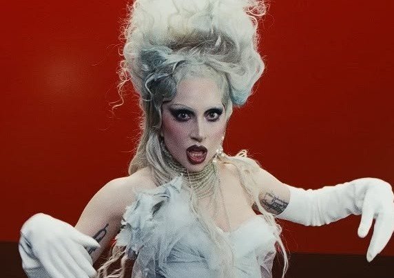 datsgermanotta's tweet photo. Como pode existir 50 mulheres diferentes num corpo de 1.55 https://t.co/LhX5DZCNbb