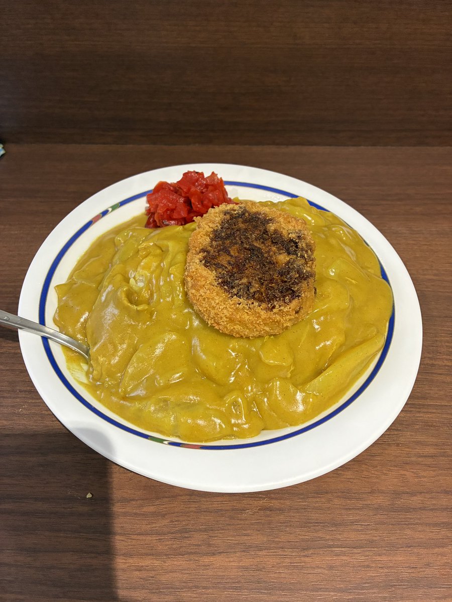 koss_z's tweet photo. 今日は初の新潟出張なので、お昼は念願のバスセンターのカレー！ https://t.co/lvcQd40aqV
