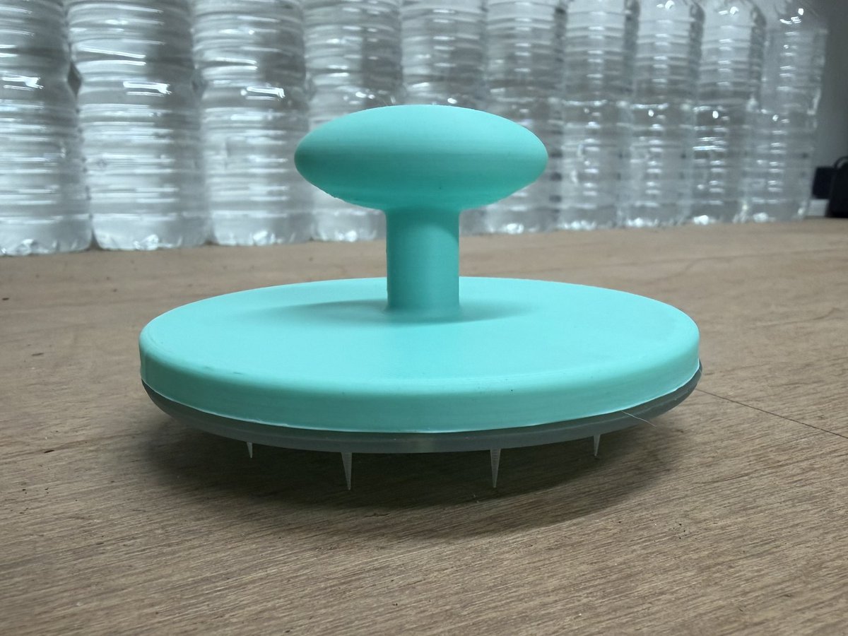Windylab415's tweet photo. ボトルラップ用パンチ

プスプスの効率化🪡

酸欠を起こさずマットからの
蒸発を抑えられるベストとは🤔 https://t.co/fs8pskA7Aw
