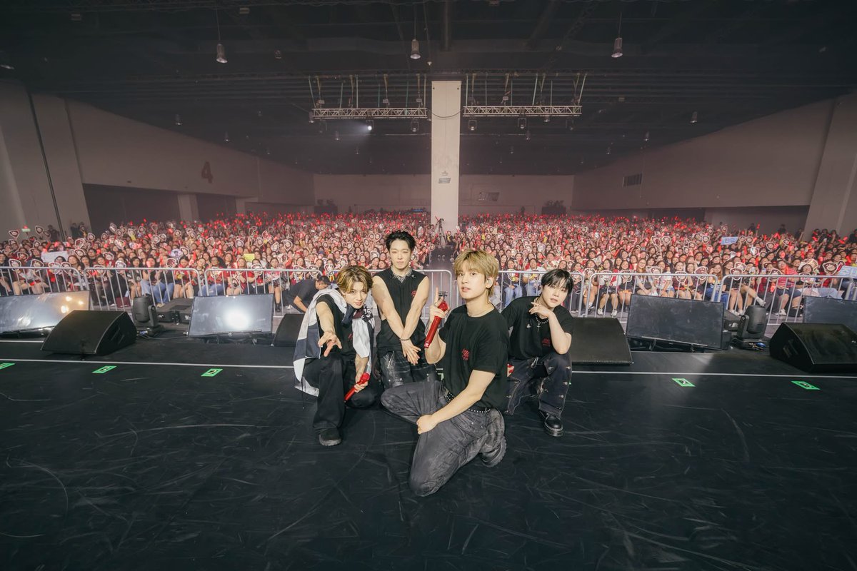 withiKON_PH's tweet photo. Nine days later, and the post-concert depression still hasn't gone away.

Seeing iKON's newly released group photos from #iKONinManila made us relive every single moment from that unforgettable night. It still feels surreal. 🥺

See you again for #iKONinManila2027. 
Until then, we'll keep missing you. ❤️

Photos from @banyakbagusent 

#iKON #아이콘
#iKONinManila2026
#MNLWaengWaengReady 
#iKON_FOURever_Tour_MNL
