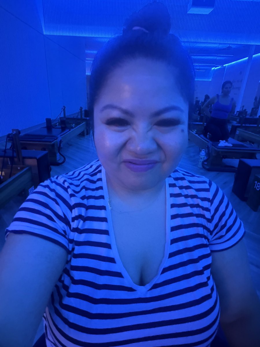 RoseEnriquez's tweet photo. Happy Monday โจ
It was a struggle tonight. Still showed up to my Pilates class.
#ReformPilates #CoreWork
#MovewithRose https://t.co/21xNvHyLuu