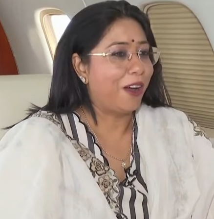 NalinisKitchen's tweet photo. Megha: I use a 2023 model Honda City and have seen my mileage drop from 10-11 km/l to 7 km/l. What should I do?

Gadkari: Do not just rely on assumptions. Take your vehicle to an authorized dealer and get it checked with the proper diagnostic machines. If there is a fault, your vehicle is under warranty and the manufacturer is responsible.