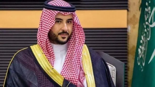 TIMES_PA's tweet photo. #Breaking
Saudi Defense Minister Prince Khalid bin Salman has reportedly urged Pakistan's Army Chief, Field Marshal Asim Munir, to honor the bilateral defense agreement between Saudi Arabia and Pakistan. 
According to the claim, Saudi Arabia warned that failure to do so could result in the suspension of military privileges and the recovery of outstanding loans.