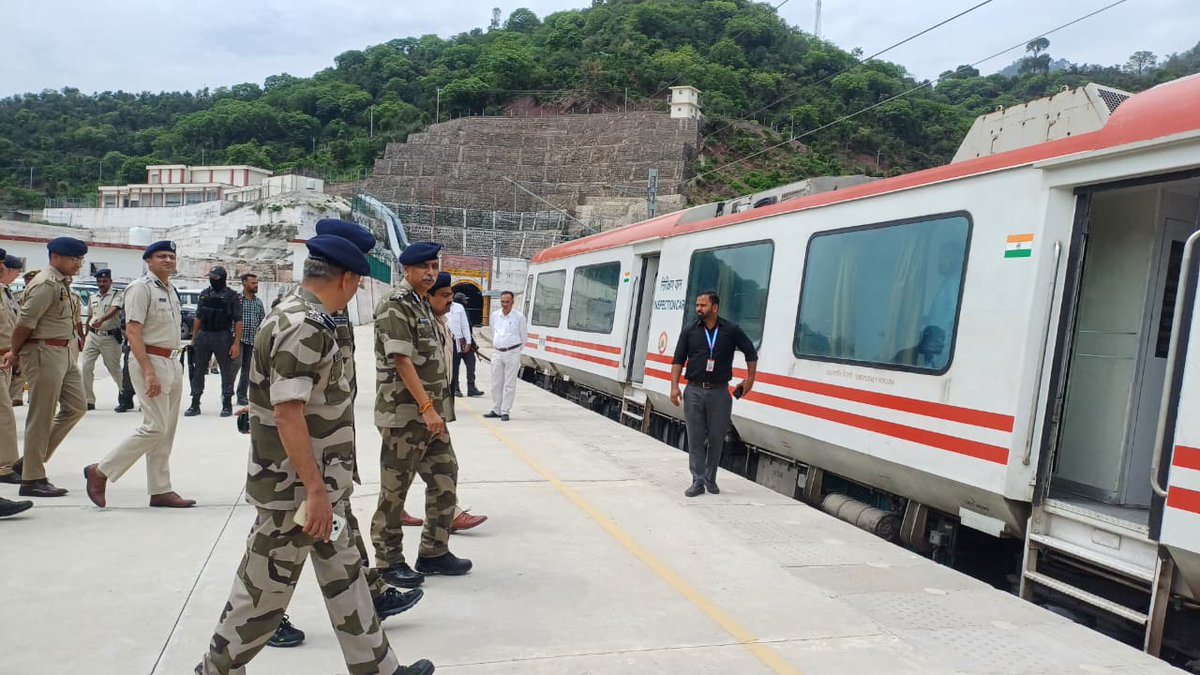 CISFHQrs's tweet photo. Directors General of CISF & RPF Review Security Arrangements for Shri Amarnath Ji Yatra-2026

Shri Praveer Ranjan, DG CISF and Ms. Sonali Mishra, DG RPF, inspected railway tracks and key stations from Srinagar to Shri Mata Vaishno Devi Katra, including the Chenab and Anji Rail Bridges to review security arrangements and operational preparedness for the ongoing Yatra.

The visit included briefings on force deployment, multi-layered security, access control, contingency planning and inter-agency coordination. They also interacted with personnel on the ground and provided guidance to further strengthen the security framework.

#CISF #RPF #ShriAmarnathJiYatra2026 #Teamwork #ShieldofSecurity #Nationfirst #JammuAndKashmir #Kashmir #Jammu #ChenabBridge #AnjiBridge

@HMOIndia  
@MIB_India  
@mygovindia  
@RailMinIndia  
@RPF_INDIA  
@JmuKmrPolice  
@crpfindia  
@DDNewslive