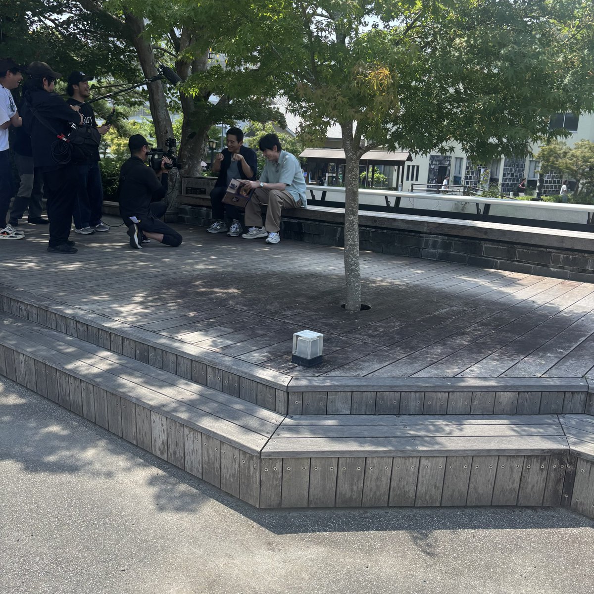 lInternetAngell's tweet photo. ポケふた見に行ったら大物芸能人おった(ガチ) 運良すぎるw https://t.co/AW8mUHkrHg