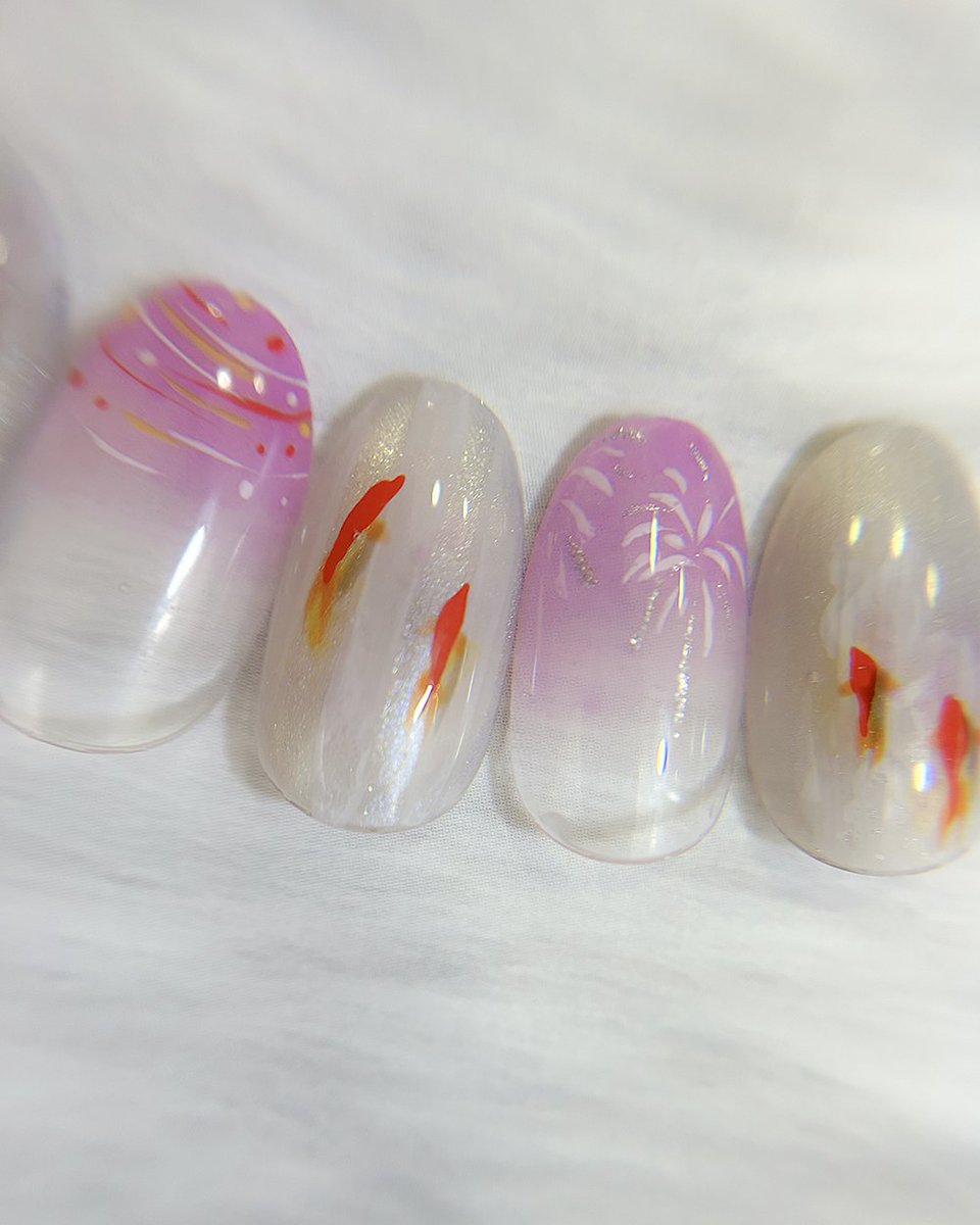 Qunt_nail's tweet photo. #ネイル #ネイルデザイン
お祭りにぴったりなデザインですよ🎆 https://t.co/ryLIIUNmaE