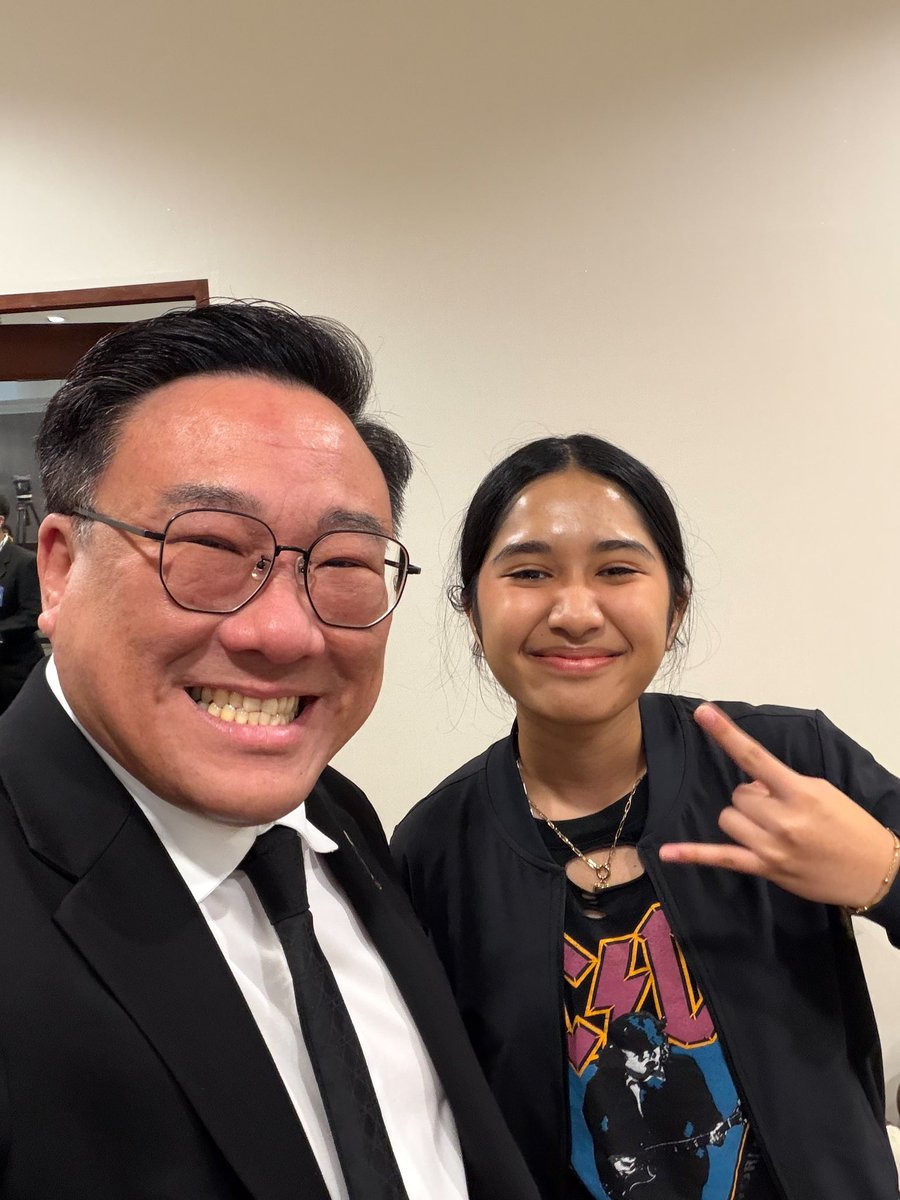 jamornvivat's tweet photo. ภูมิใจในตัวน้องเนเน่ ฝากเป็นกำลังใจให้น้องด้วยนะครับ ￼

#เนเน่ #americasgottalent https://t.co/XMQb18WJ6u