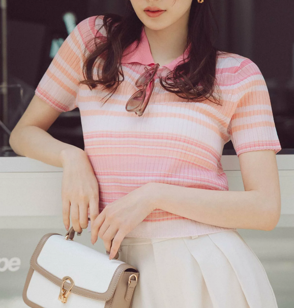 Fashion__List__'s tweet photo. /
📺ぽかぽか
2026/7/14
神田愛花アナ着用衣装
\
ポロ&パンツ
詳細▶https://t.co/9xed6A81kf
#ぽかぽか
#神田愛花
#PROPORTIONBODYDRESSING
#プロポーションボディドレッシング
#MAISONSPECIAL #メゾンスペシャル https://t.co/yWJqpeEJBw
