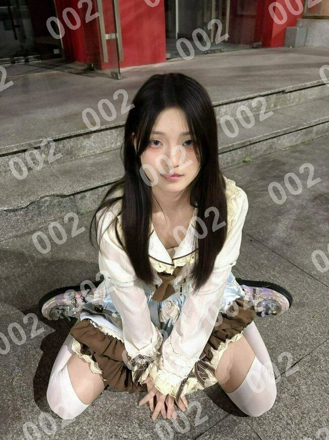 cannon_boy04's tweet photo. 你身上有好闻的烟火气，我也因此爱上了人间。
东方市金月湾站(出站口)
👉助理@francieleroman2
看上了请截图妹子便客服快速安排
#东方 https://t.co/LreWZiRVO9