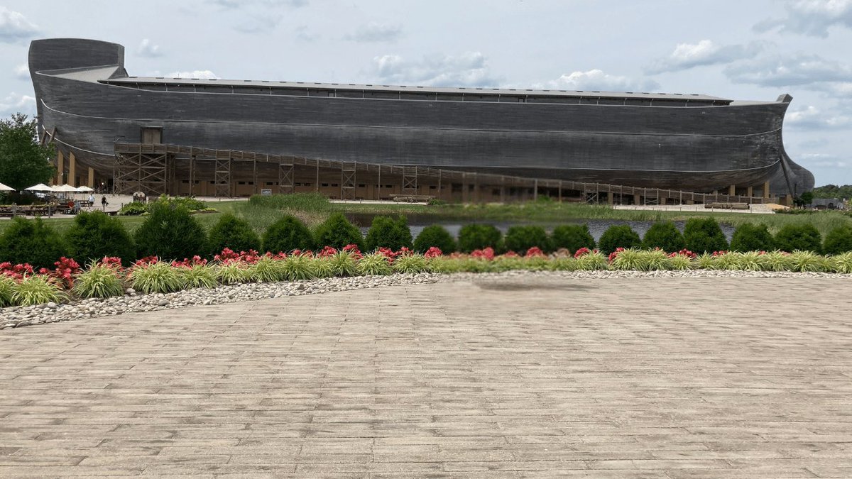 LupusLacuum's tweet photo. @RevIsaacWirtz We made it out of wood though in two years. Im pretty sure we could do it in 100 using primitive tools https://t.co/nUMCtvvtAz