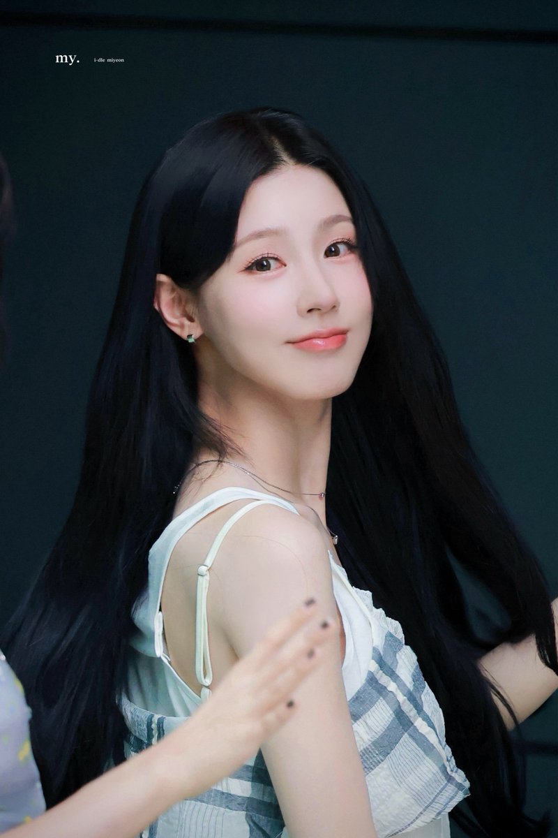 970131my's tweet photo. 260714 💚🤍

#아이들 #idle                       
#미연 #MIYEON https://t.co/nuvdF4citE