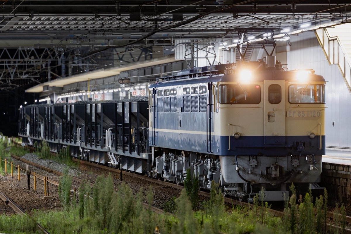 okome8332's tweet photo. 2026.7.9
EF65-1120+ホキ6b
岩国転回ホキ工臨 https://t.co/ohUVXly9To